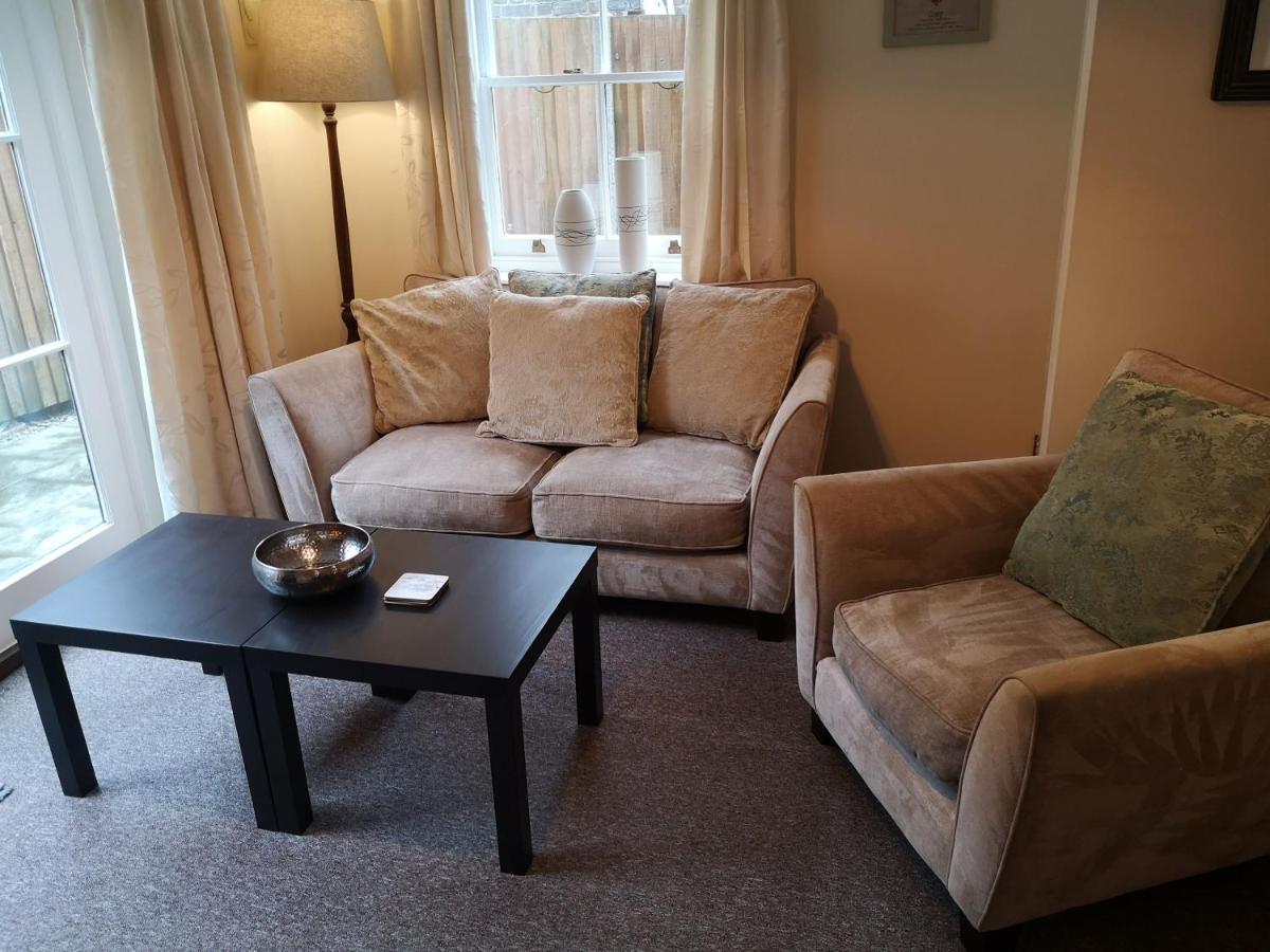 Coastal Escape Deal - 2 Bedroom House -Short Lets & Serviced Accommodation Luaran gambar